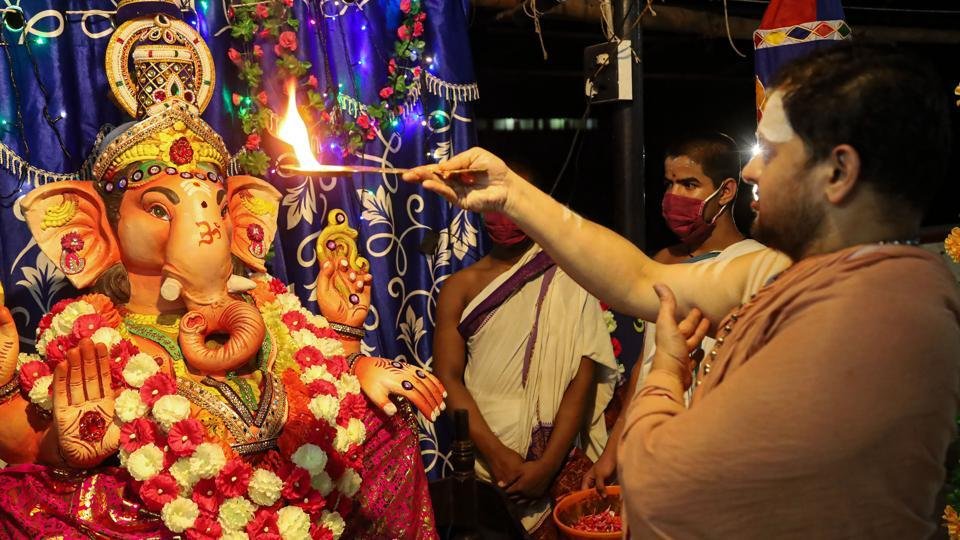Ganpati-Festival:-A-Divine-Celebration-8.jpg