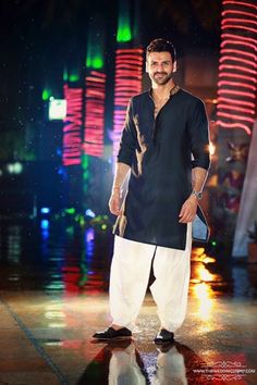 Men-Indian-Outfits-for-Wedding-Guest-15.jpg