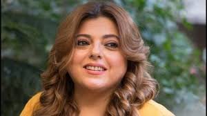 Delnaaz-Irani-Urges-Directors-To-Give-Her-Work-6.jpg