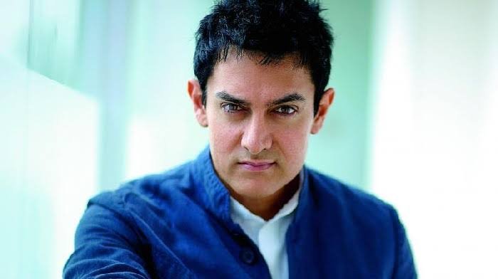 Aamir-Khan-Had-A-4-Digit-Salary-For-Qayamat-Se-Qayamat-Tak-6.jpg