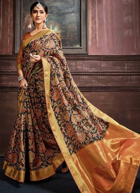 Most-Expensive-Sarees-in-India-29.jpg