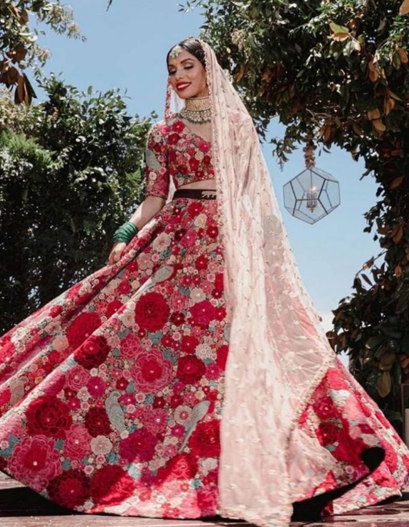 Embroidery-Work-Lehenga-12.jpg