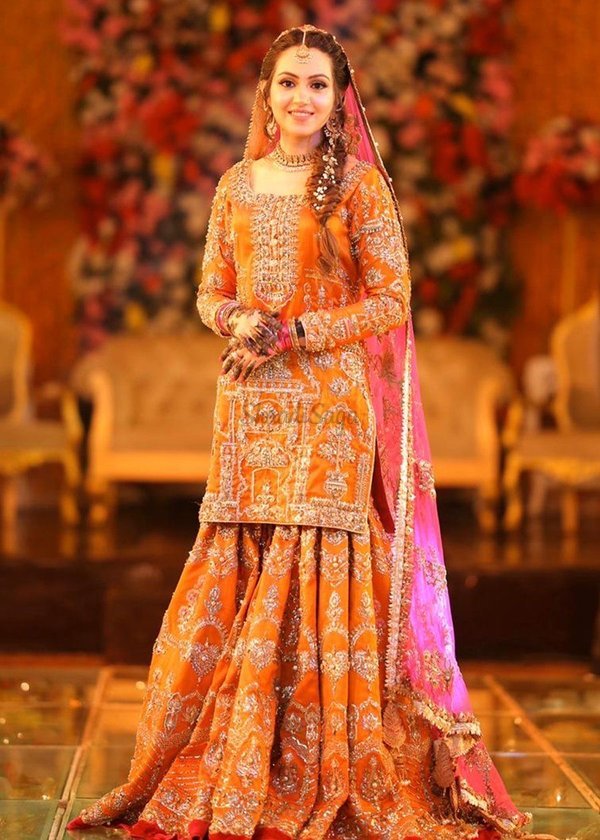Embroidery-Work-Lehenga-10.jpg