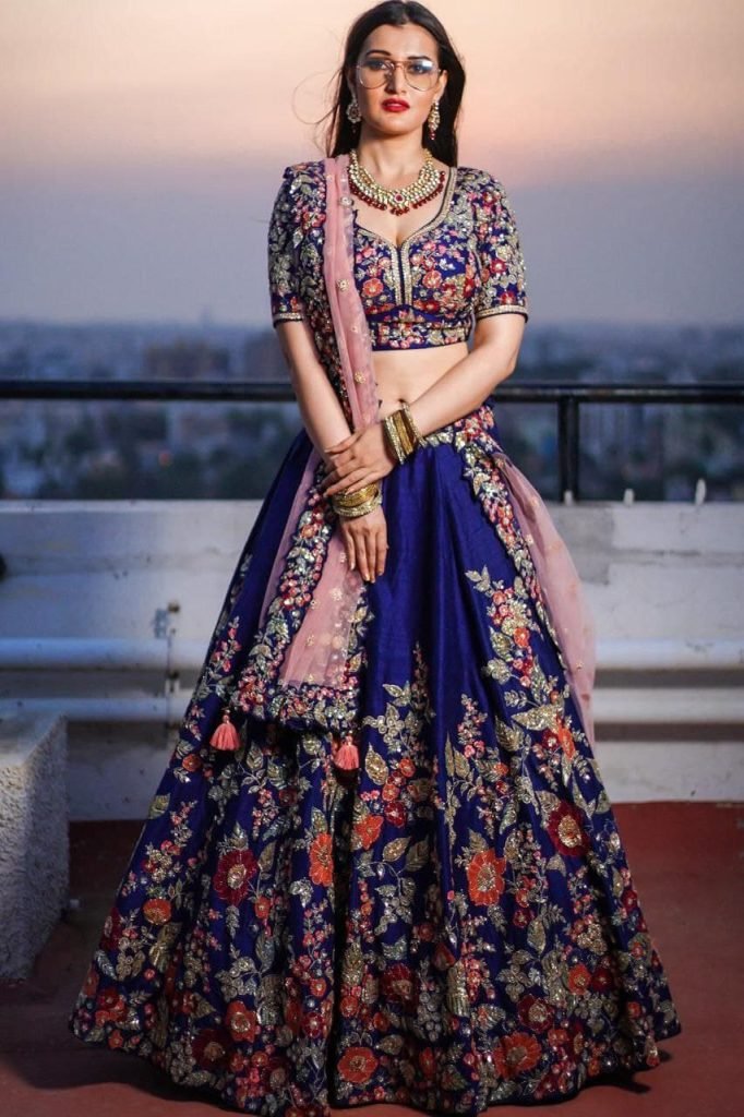 Embroidery-Work-Lehenga-33.jpg