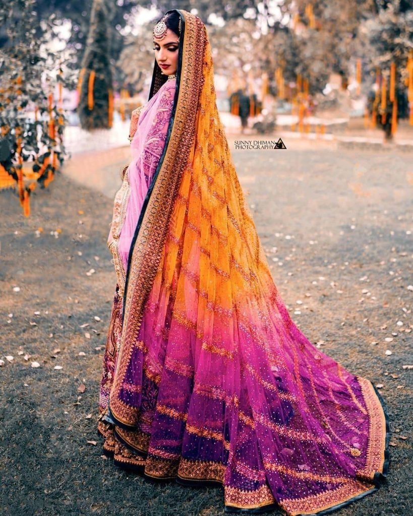 Lehenga-Dupatta-Draping-Styles-9.jpg