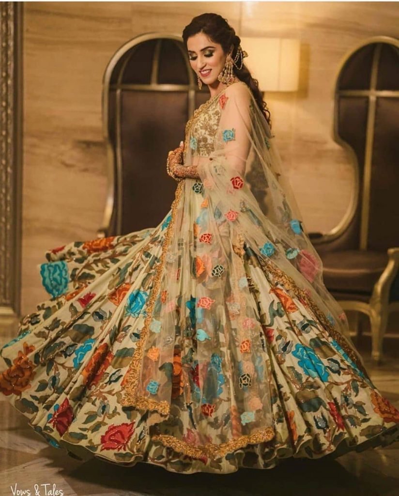 Lehenga-Trends-That-Will-Dominate-2023-13.jpg