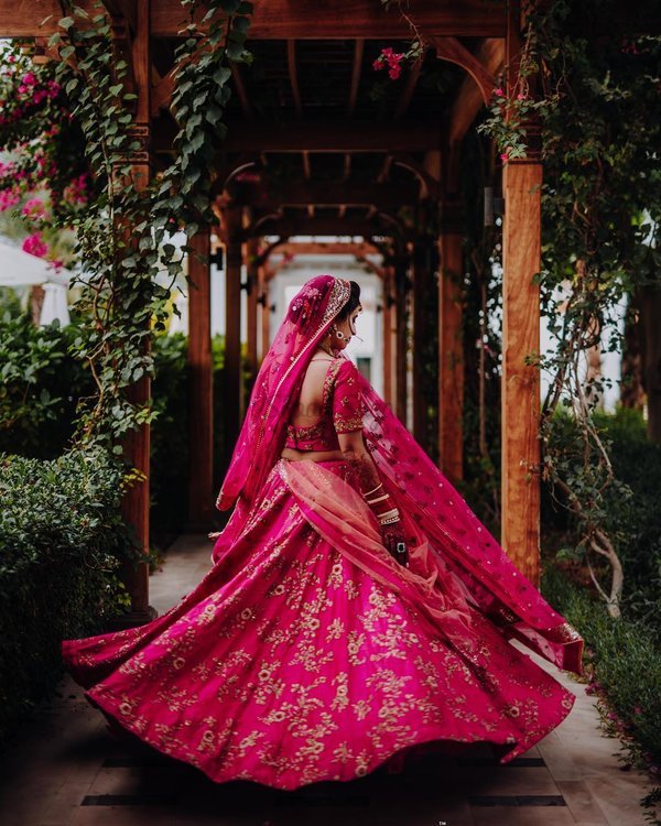 Lehenga-Trends-That-Will-Dominate-2023-10.jpg