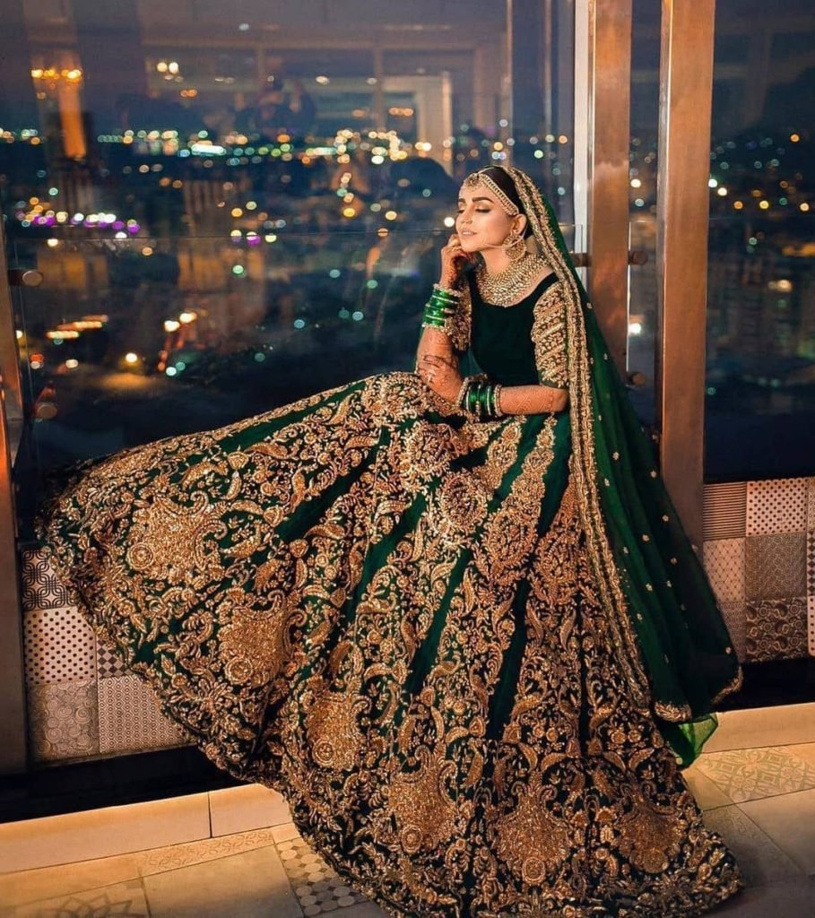 Green-Bridal-Lehengas-2.jpg