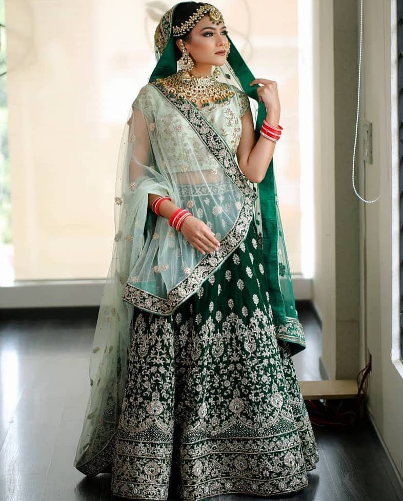 Green-Bridal-Lehengas-5.jpg