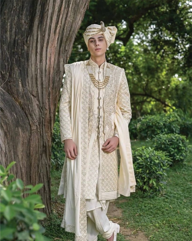 Groom-Sherwani-Inspirations-3.jpg
