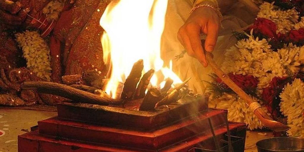 Arya-Samaj-Wedding-Rituals-9.jpg