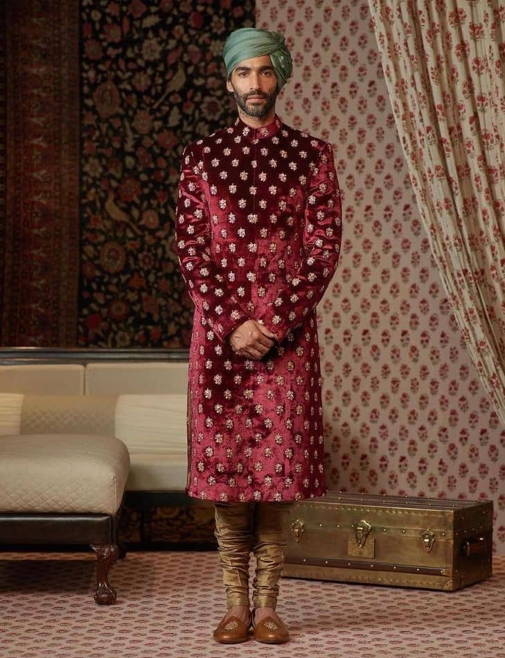 Sabyasachi-Sherwani-Designs-2.jpg