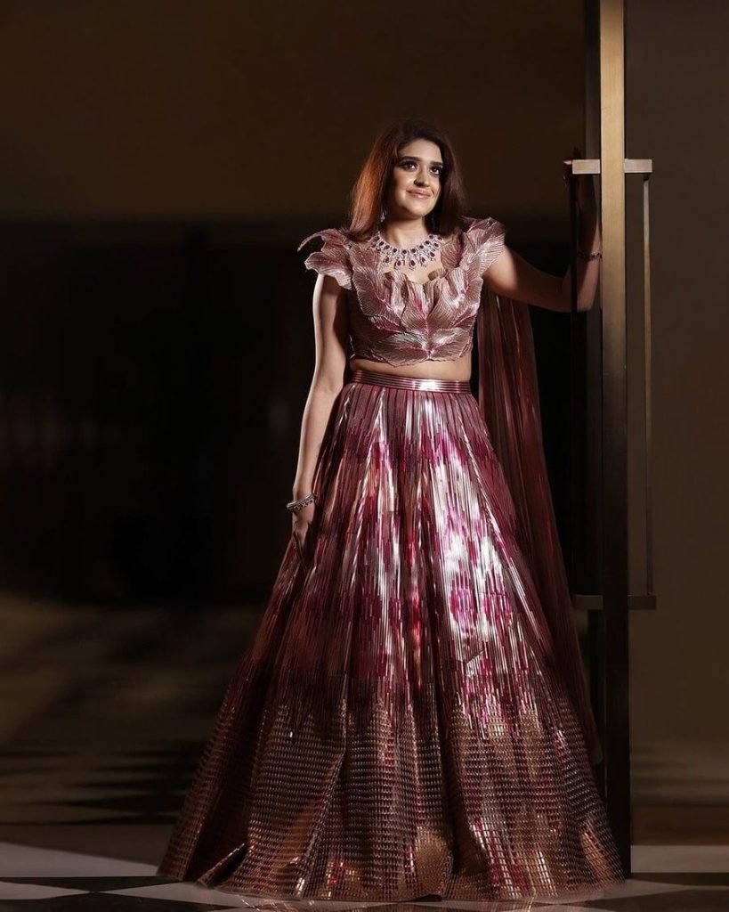 Embroidery-Work-Lehenga-14.jpg