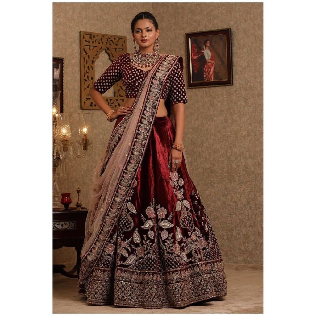 Velvet-Lehenga-10.jpg