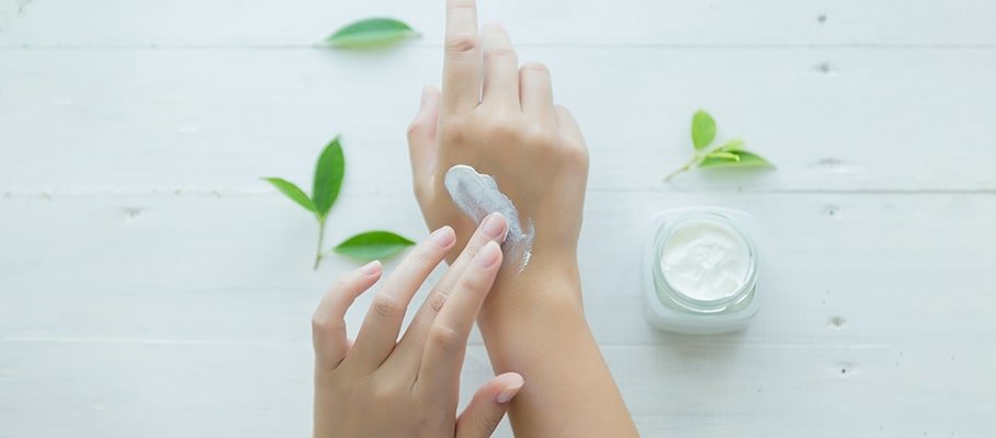 Winter-Skincare-Tips-4.jpg