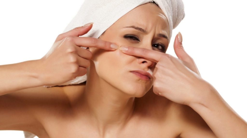 How You Should Deal With Body Acne Before Your Wedding Day-4.jpg