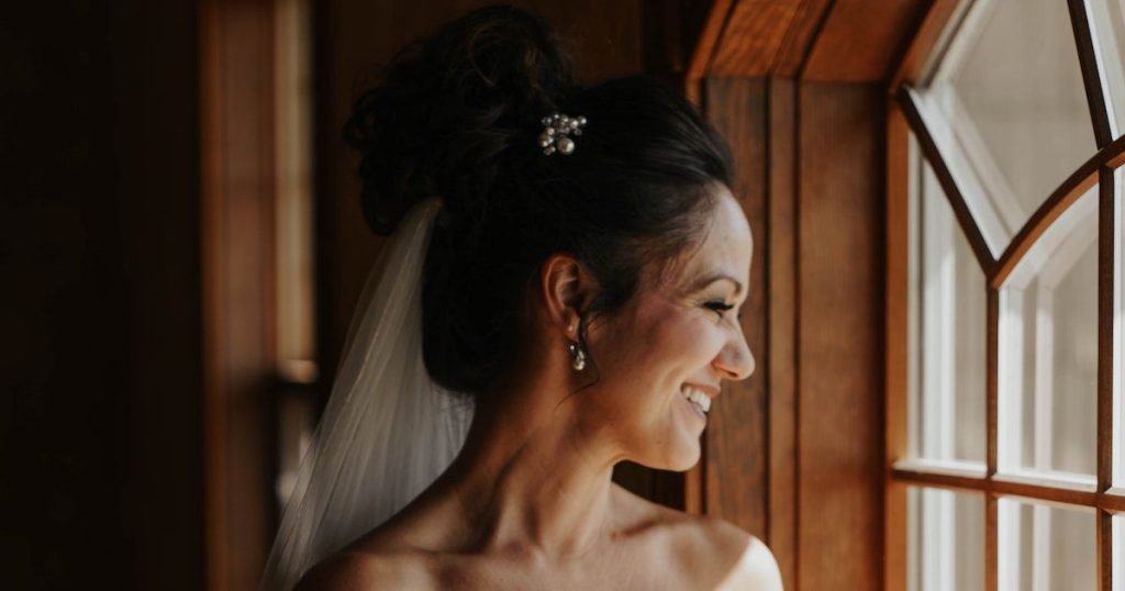 How You Should Deal With Body Acne Before Your Wedding Day-2.jpg