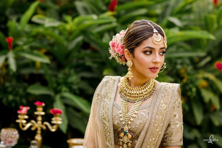 Beauty-Tips-a-Winter-Bride-Needs-to-Follow-5.jpg