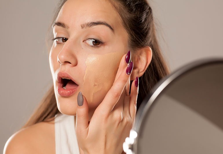 Makeup-Hacks-To-Help-Slay-Your-Pre-Wedding-Makeup-10.jpg