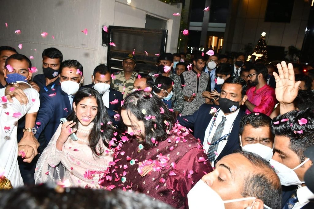 Anant-Ambani-&-Radhika-Merchant’s-Roka-&-Engagement-Ceremony-10.jpg
