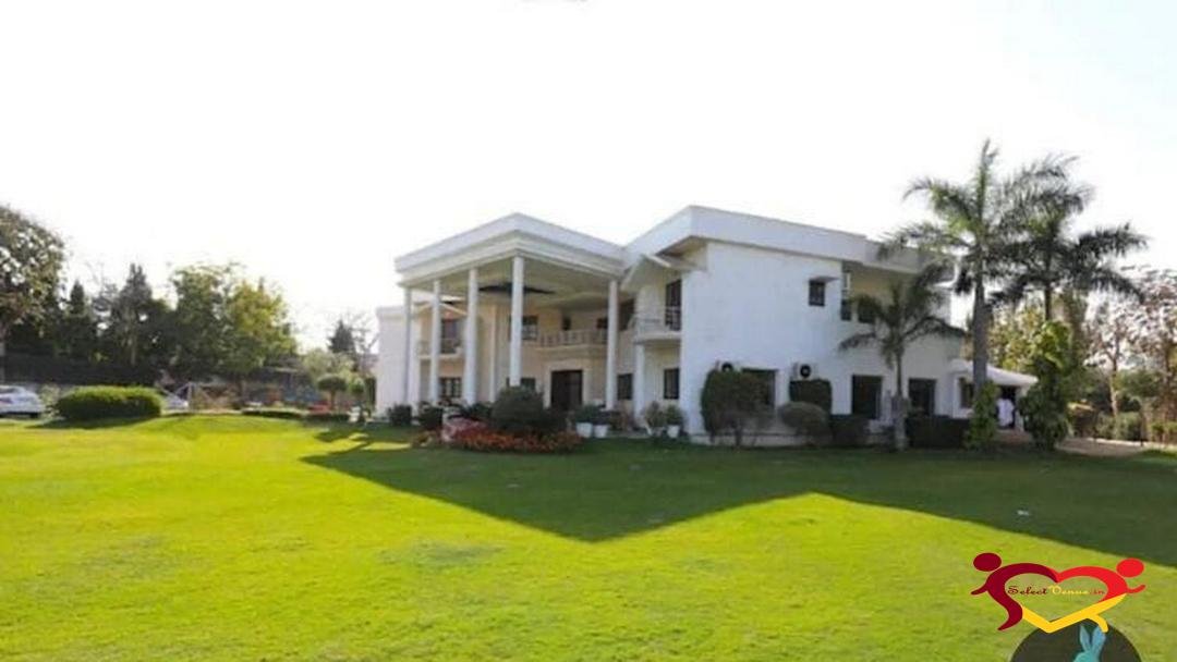 garden in Chattarpur 184 2.jpg