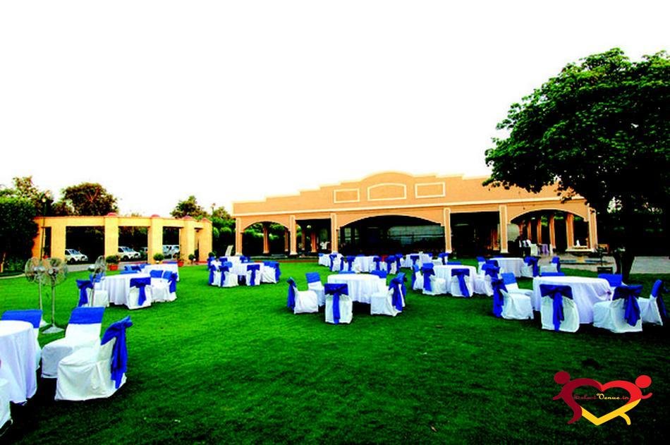 lawn in Chattarpur 946 2.jpg