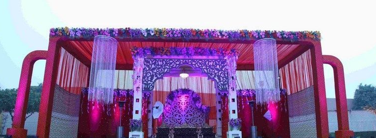 lawn in Rohtak Road 370 2.jpg
