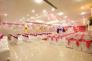 Anand Mangal Banquet lawn in Dwarka 919 2